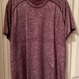 Lululemon Men’s T-shirt XL